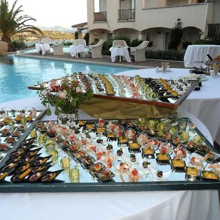 Hotel Petra Bianca 4*