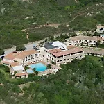 Hotel Petra Bianca 4*