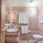 Petra Bianca Готель 4*