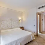 Hotel Petra Bianca 4*