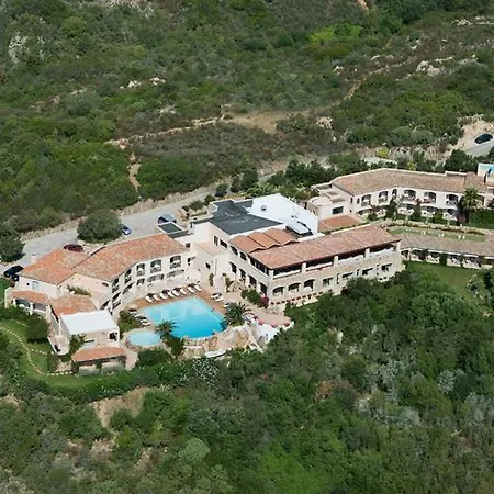 Hotel Petra Bianca 4*