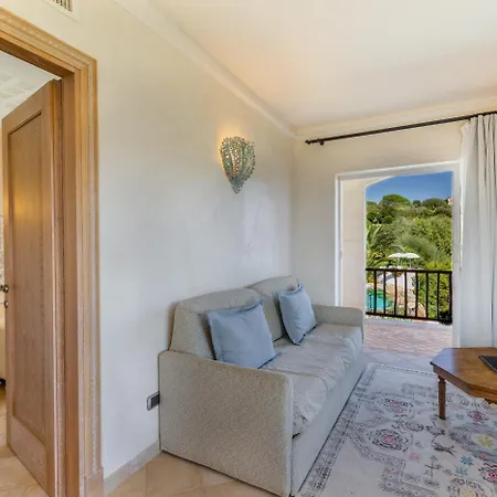 Petra Bianca Hotel 4*