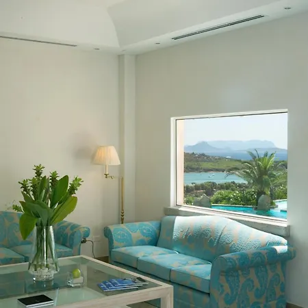 Hotel Petra Bianca 4*