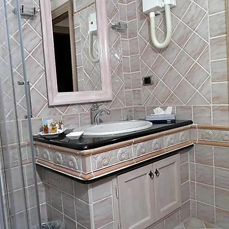מלון Petra Bianca 4*