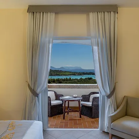 Hotell Petra Bianca 4*
