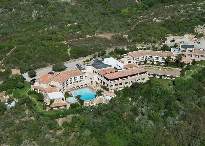 Hotell Petra Bianca 4*