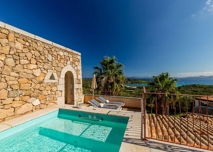 Hotell Petra Bianca 4*