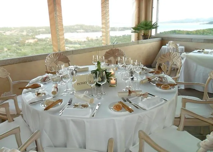 Hotell Petra Bianca 4*