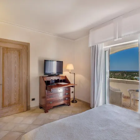 ホテル ペトラ ビアンカ