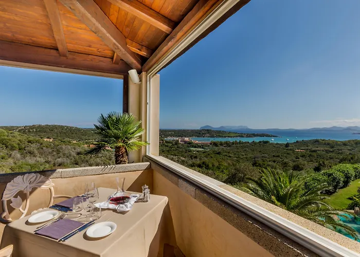 Hotel Petra Bianca 4*