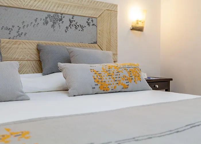 Hotel Petra Bianca 4*